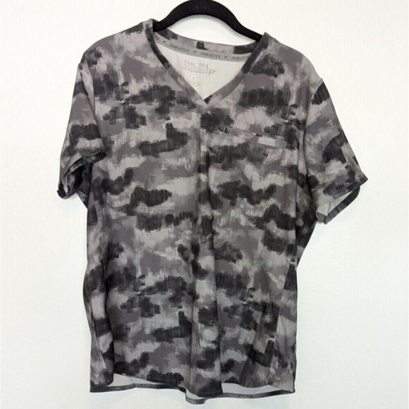 Fabletics Scrub Top Womens Large Black Tie Dye Performance - Picture 1 of 12